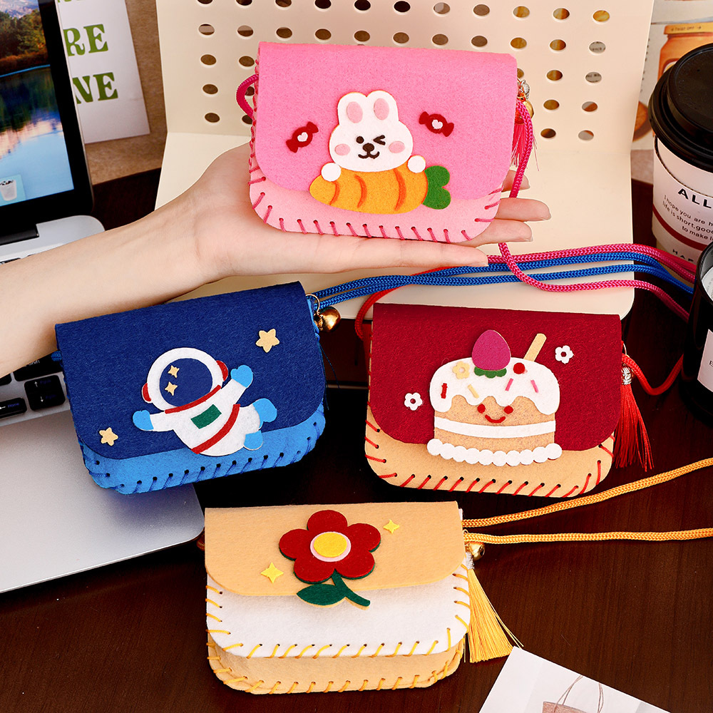 Art Craft Kindergarten - 4pcs DIY Felt Animal Bag Craft